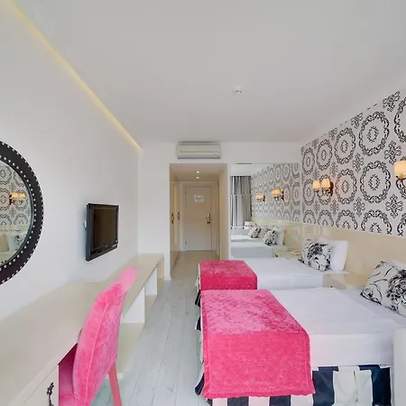 Mio Bianco أكيارلار